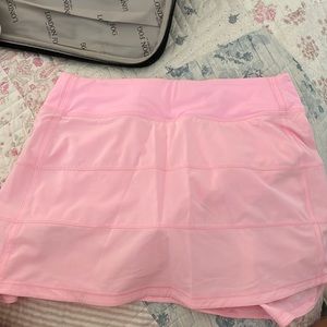 Lululemon bubblegum pink tennis skirt